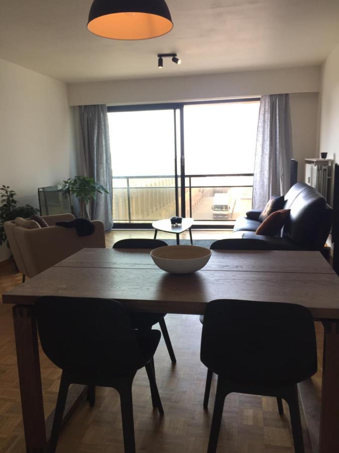 Rustig Appartement Met Zeezicht Dicht Bij Het Centrum Остенде Екстер'єр фото